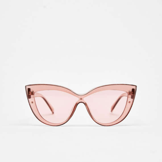 Cat eye sunglasses